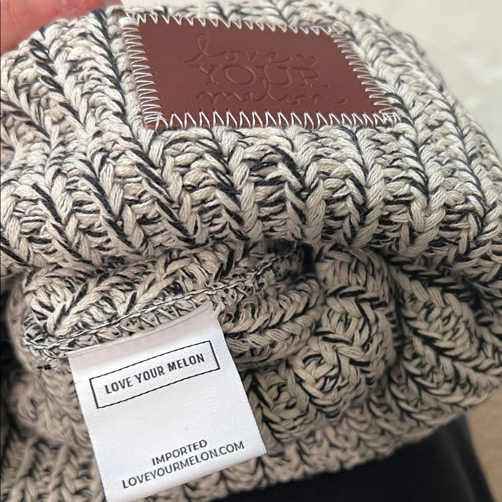 Love Your Melon Classics Cuffed LoveKnit Hat Beanie NEW